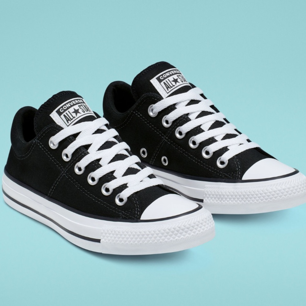 Women's Chuck Taylor All Star Madison Low Top Sneaker